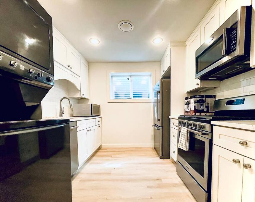 1200sft Spacious Seaview & Garden Surrounded Vacation *