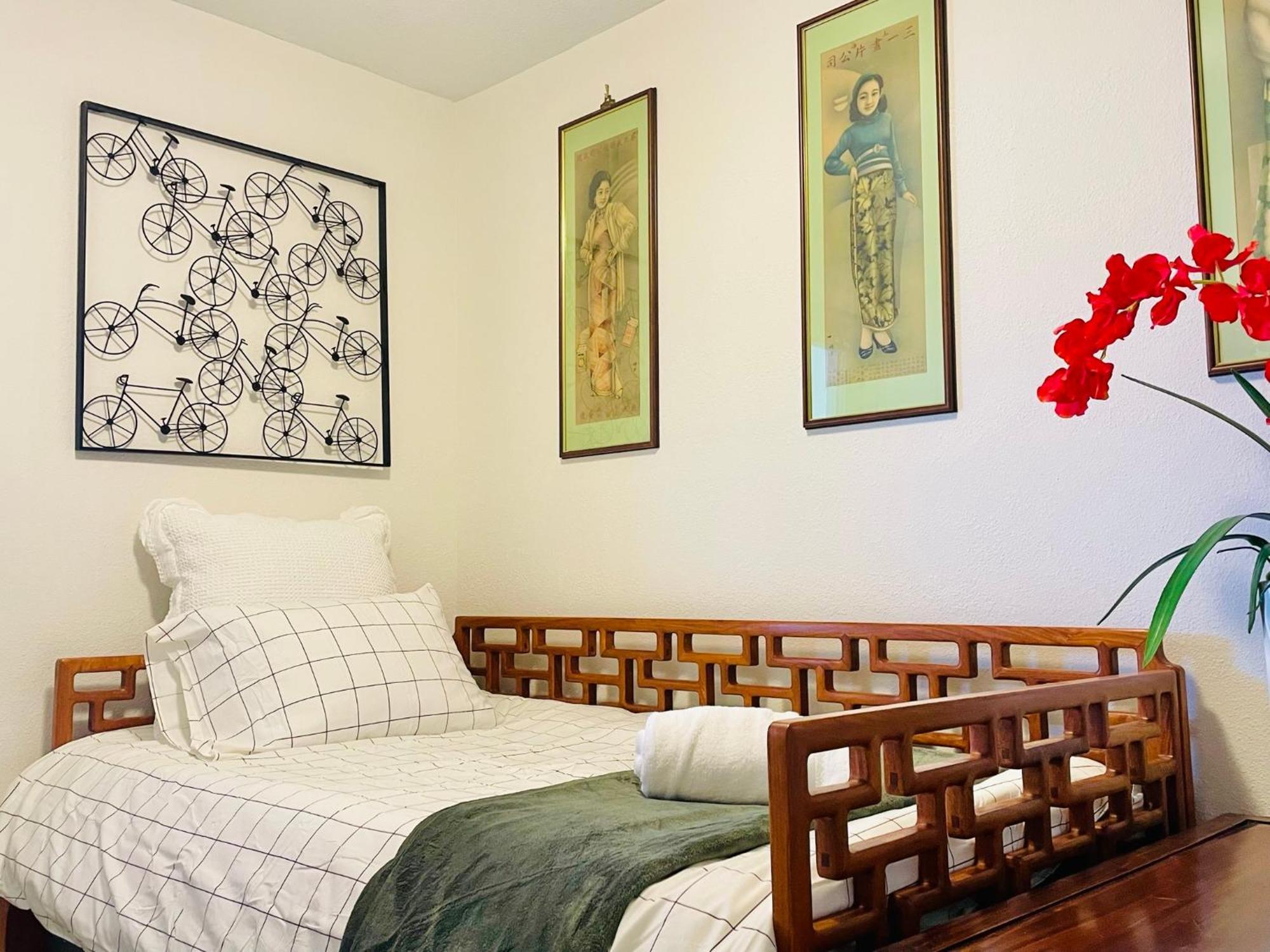 1200sft Spacious Seaview & Garden Surrounded Vacation